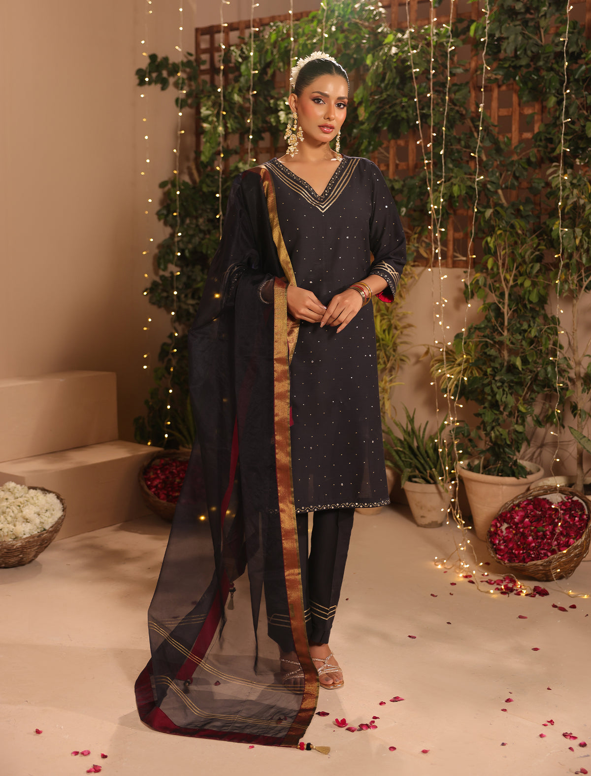 3 Pc Formal Stitched Suit Main image