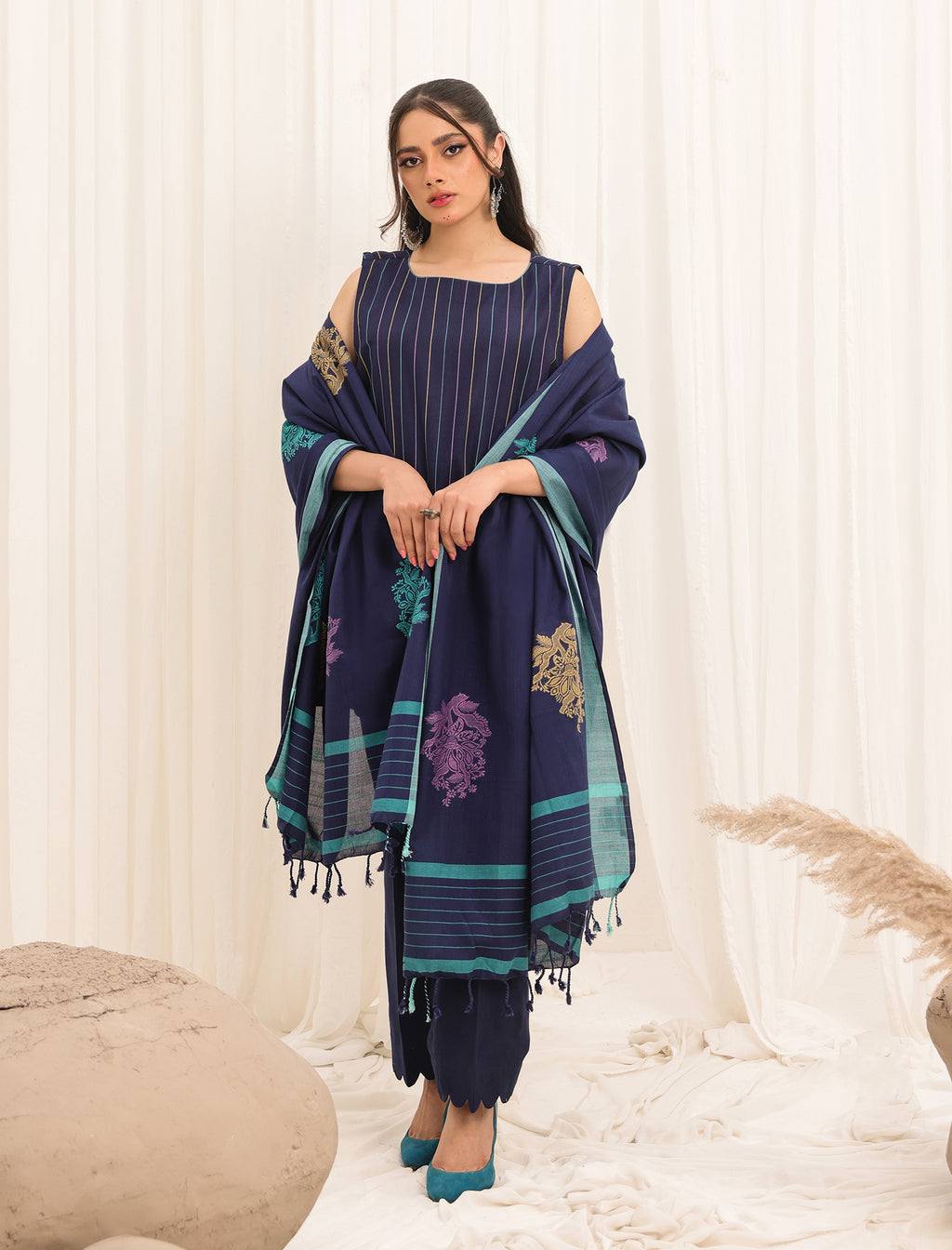 3 Pc Yarn Dyed Unstitched Suit