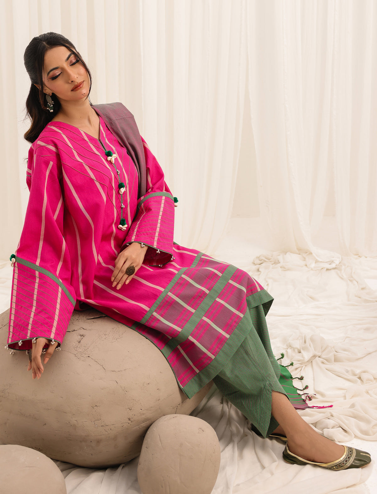 3 Pc Yarn Dyed Unstitched Suit